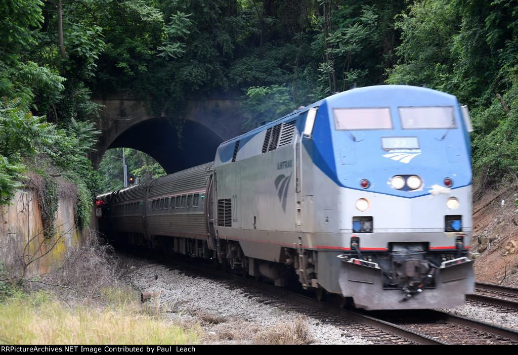 Eastbound "Regional" comes into the station